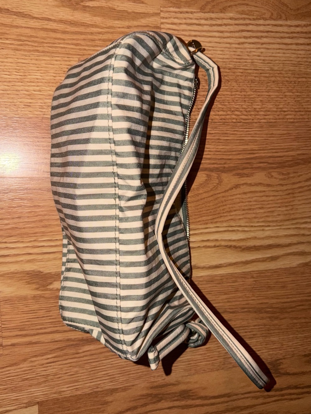Baggu Sage Stripe Loaf Bag NWoT - Picture 3 of 4